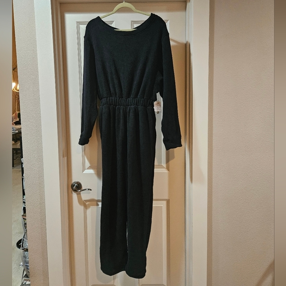 Free People Keepin It Real Jumpsuit Long Sleeve Scoop Neck Button Back Black NWT - Picture 15 of 16